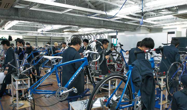 自転車メカニックコース | 専門学校ヒコ・みづのジュエリーカレッジ大阪