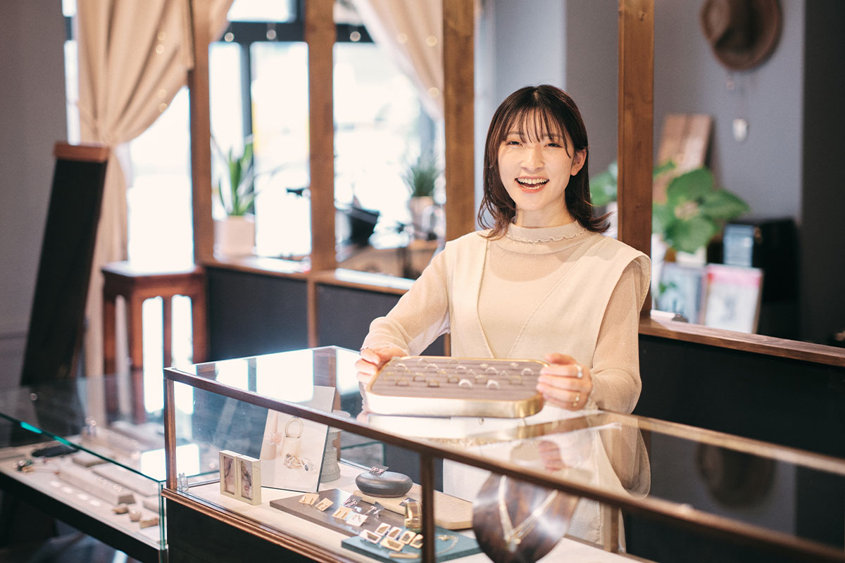 ジュエリーコース2年制・3年制・4年制 | 大阪校 | 専門学校ヒコ・みづ