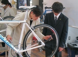 自転車メカニック体験